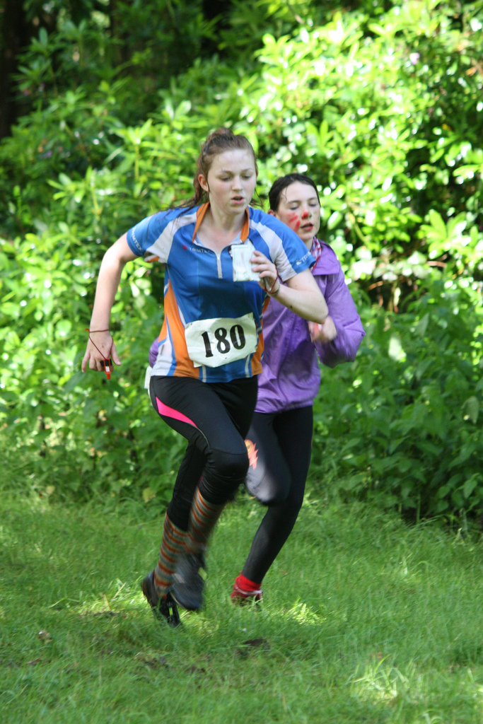 Yasmin running in on the relay