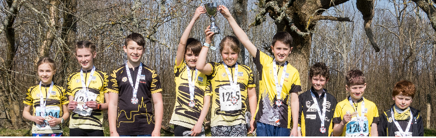 mini relay podium